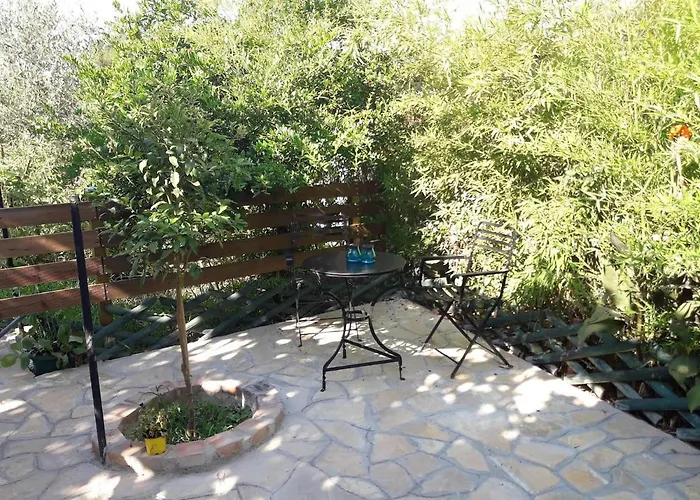 펜션 Garden House In Corfu *