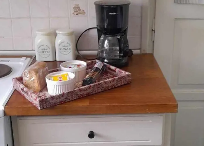 Garden House In Corfu * Corfu (city)